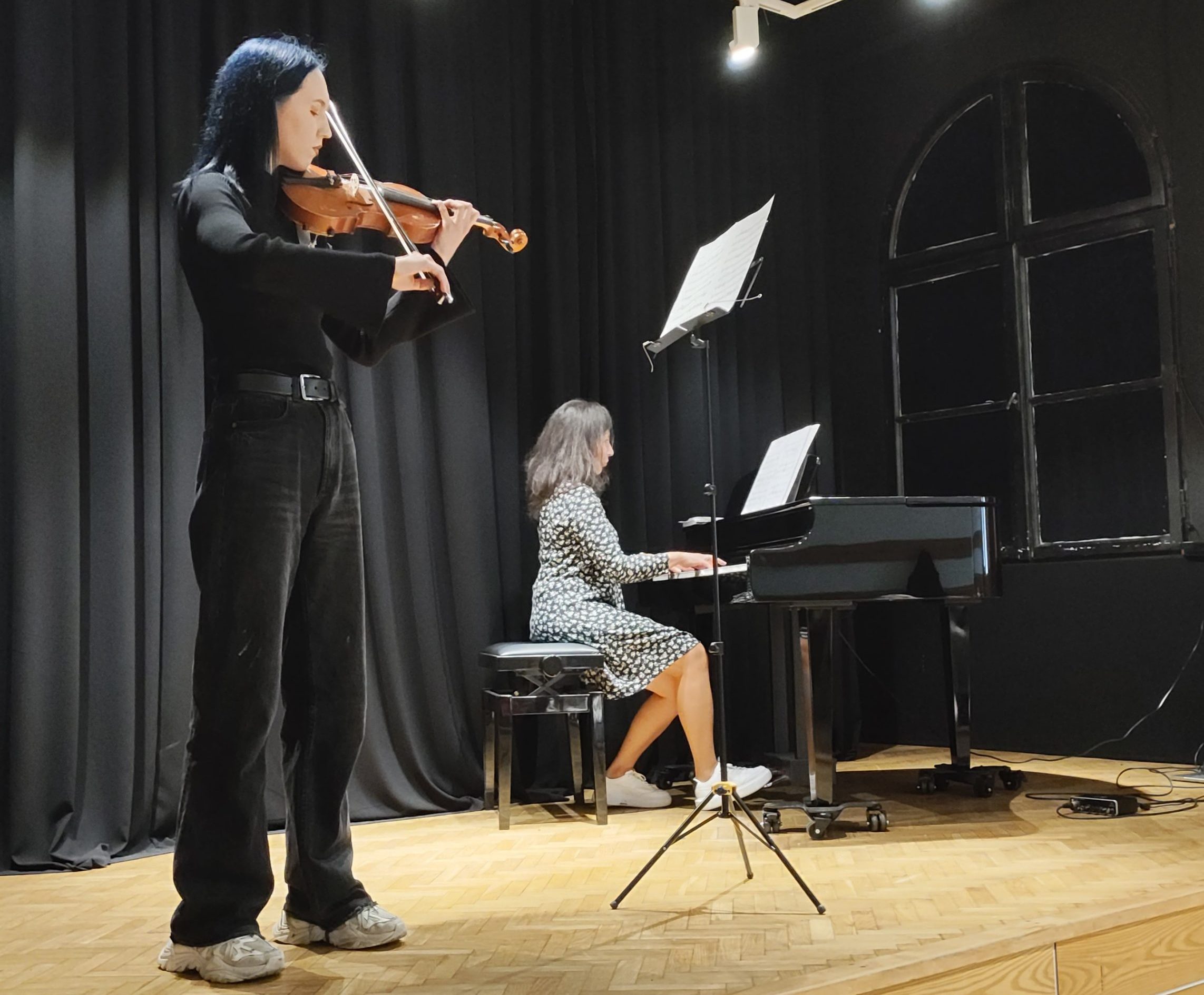 zapisy na lekcje muzyki Kraków – MuzOn Studio